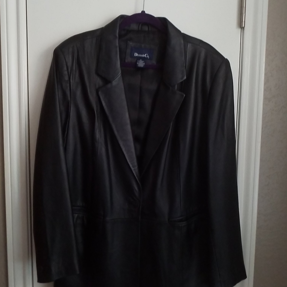 Women's Leather Jacket/Blazer